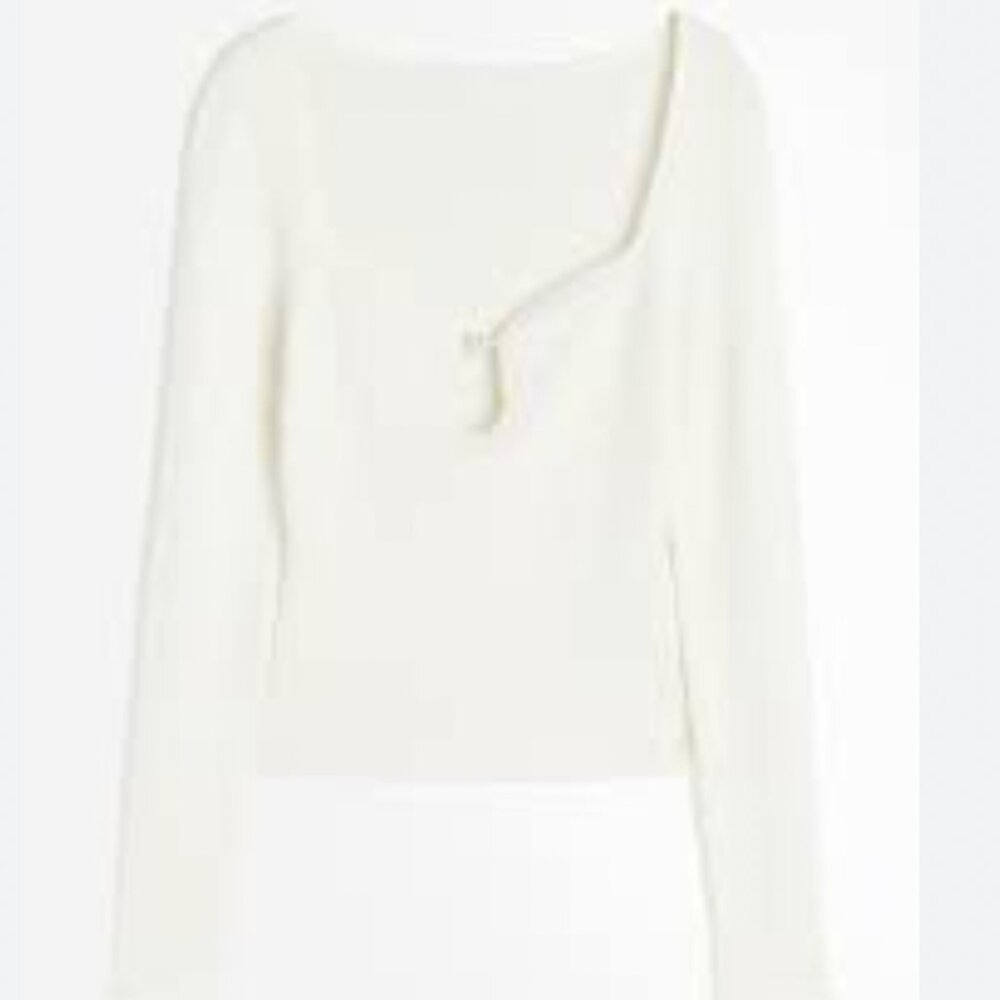 H&M Pearl Detail Top Size Small Never worn
